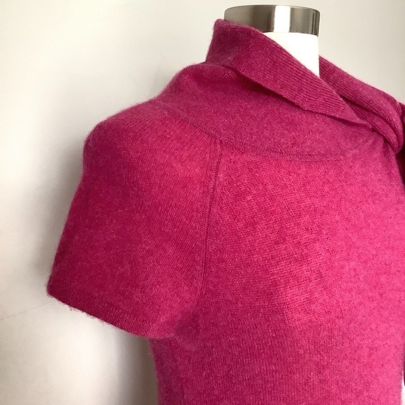 Cynthia Rowley 100% Cashmere Cap Sleeve Sweater Tiny Flaw - Picture 8 of 16